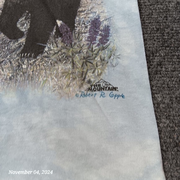 Vintage The Mountain Shirt Adult Medium Blue Grizzly Bears Cubs Robert Apple - Picture 2 of 6